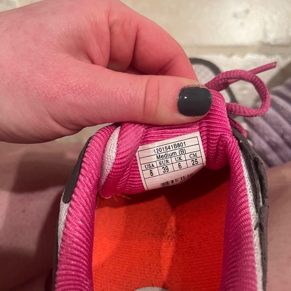 Women’s Brooks Pure Cadence Running Shoe - Picture 3 of 3